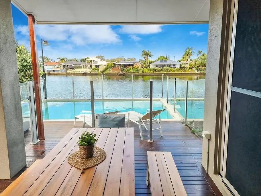 Casa de Férias Luxurious Waterfront Paradise Stunning Views Kawana Waters